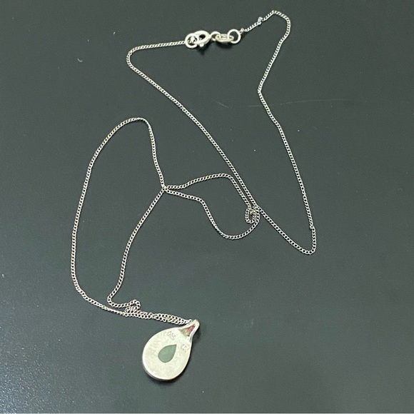 Vintage 925 NV Sterling Silver Jade Marcasite Teardrop Pendant 18” Necklace 3g. - Picture 6 of 16